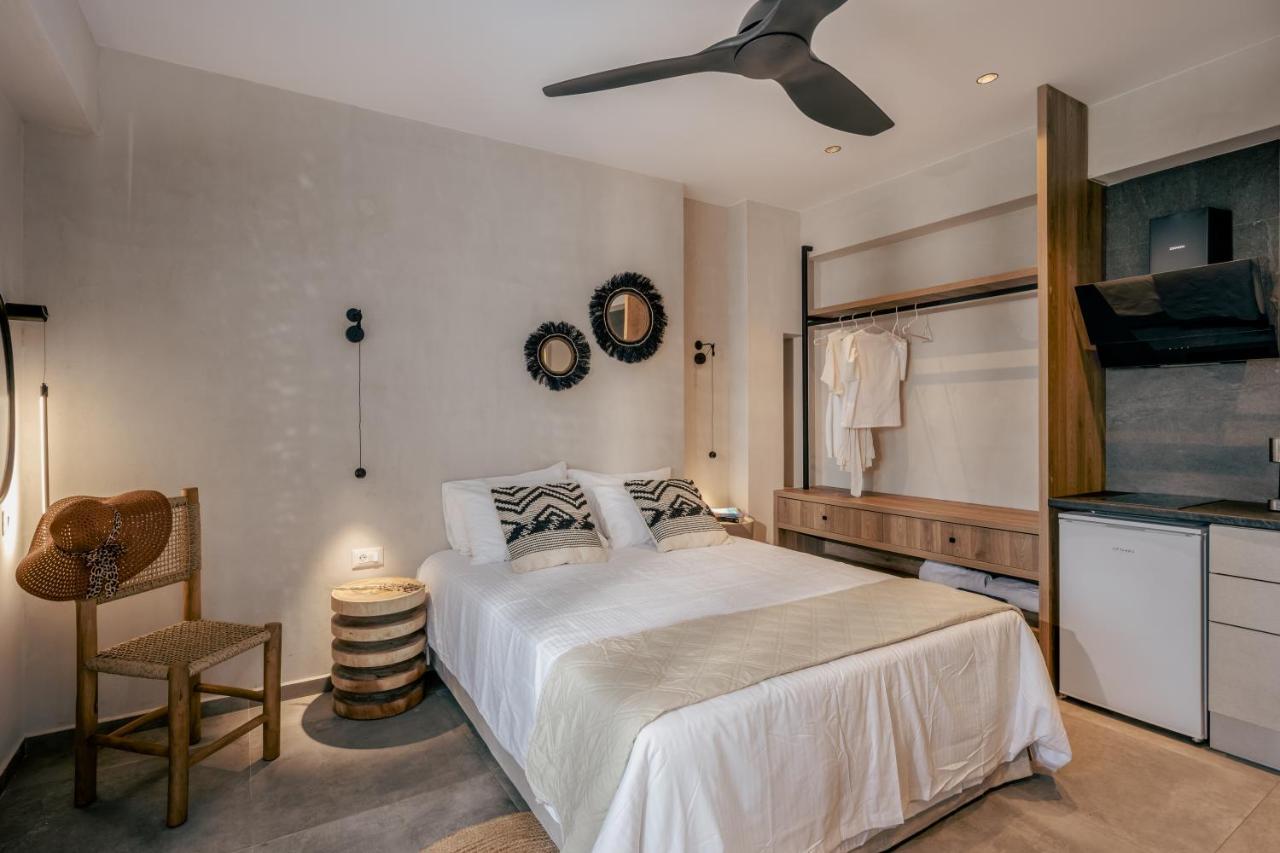 Casa D'Oro Suites By Estia 'Adults Only' Panormos  Bagian luar foto